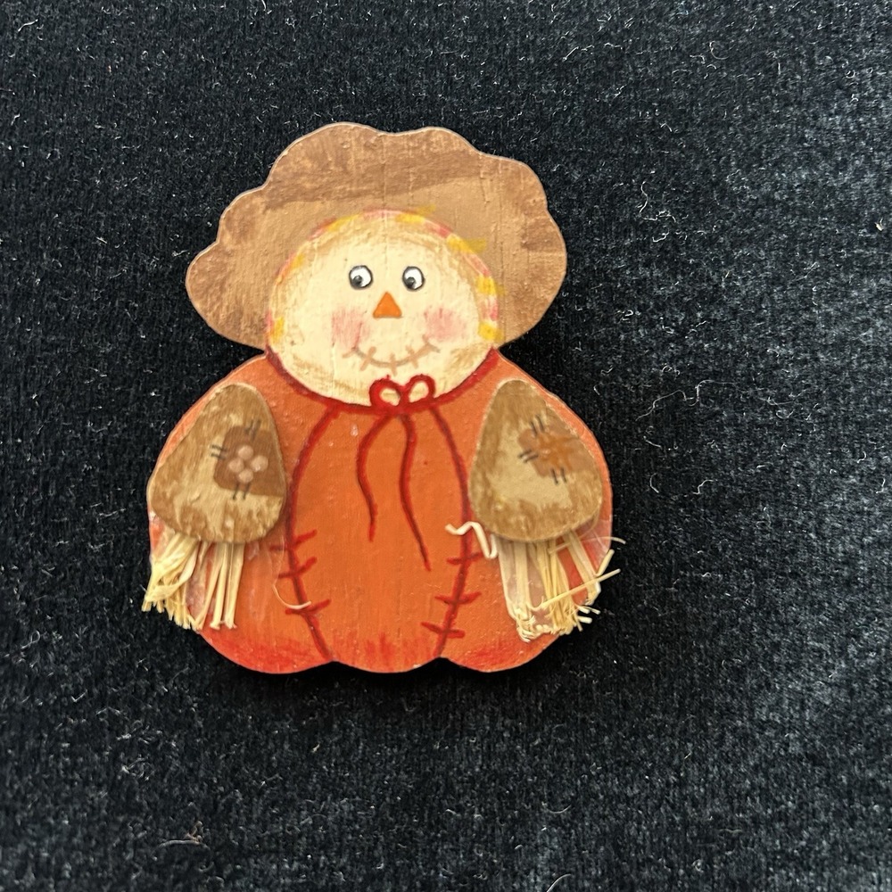 Vintage Hand Painted Scarecrow Pin Autumn Brooch 1990s Wood Halloween Folk Art